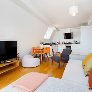 https://london-fields-apartment.cambridgehotelsuk.com
