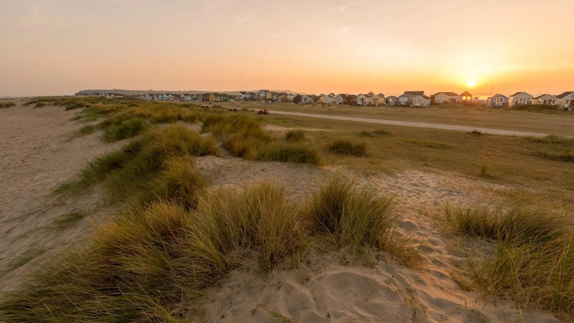 別荘 The Annex - Unparalleled Beach Front Luxury Accommodation - Private South West Facing Patio Area - Pet Friendly - Sky - Netflix - Super Fast Wi-Fi - Stones Throw To The Beach ボーンマス
